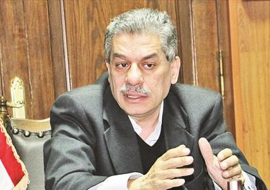 الدكتور آمين لطفي- رئيس جامعة بني سويف